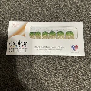 color street nails its gold in here it’s rare htf